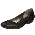 Kenneth Cole REACTION My Secret Flat With Pleats