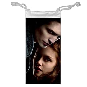 Jewelry Cellphone Sunglasses Bag of Twilight Edward Cullen and Bella Swan Looking Glamorous
