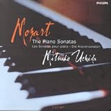 Revue Mitsuko Uchida  / Mozart - Les Sonates pour piano