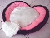 LUXURIOUS PINK HEART PET BED