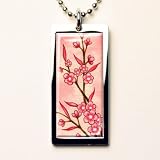 Retro-a-go-go 'CHERRY BLOSSOM' NEW ORIENT TABLET NECKLACE