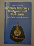 Discovering British military badges and buttons