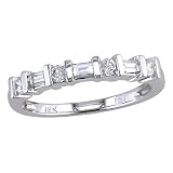 18K White Gold 1/3 ctw Diamond Ring