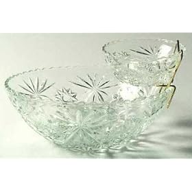 Click here to buy Entertainers 3 Pc. Chip N' Dip Set by Anchor Hocking.