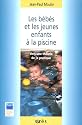 Les b&eacute;b&eacute;s et les jeunes enfants &agrave; la piscine : Vers une th&eacute;orie de la pratique