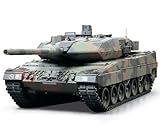 TAMIYA 300056020 - Panzer Leopard 2A6 Full Option Kit, 1:16, 4Kanal, 40 MHz, ferngesteuerter Panzer, detailgetreue mit Sound und Lichteffekten, Bausatz