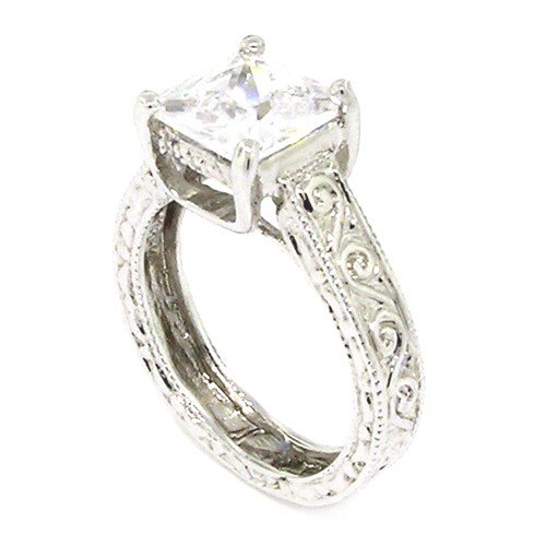 Deals Vintage Solitaire Engagement Ring w/Radiant White CZ