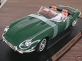 1971 Jaguar E-Type diecast model car 1:18 scale die cast by Yat Ming - Green by Yat Ming