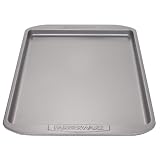 Click here to buy Farberware Nonstick Bakeware 11-by-17-Inch Cookie Pan by Farberware.