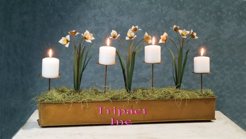 32" Large Metal Home D&eacute;cor Rustic Narcissus Pillar Candle Box Flower Centerpiece