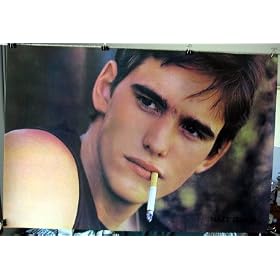 Matt Dillon POSTER smoking sexy hunk 31 x 21 Little Darlings era (poster sent from USA in PVC pipe)