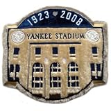 Last Season at YANKEE STADIUM Fuzzy Toss Throw PILLOW New Gift