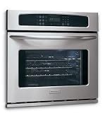 Review Frigidaire  / Frigidaire : Single Electric Wall Oven with Self-Cleaning Feature