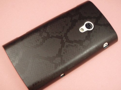 【SO-01B（XPeria）用 携帯ケース（特殊印刷カバー）】050 ヘビ柄（黒）
