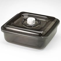 FoodSaver Quick Marinator 2-1/4-Quart Square Canister (Colors will vary)