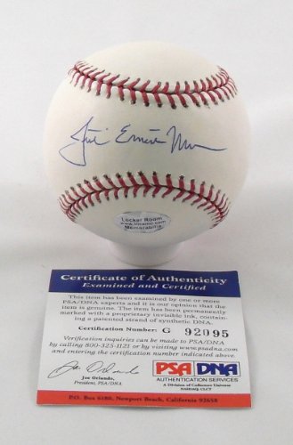 Justin Morneau Twins Hand Signed / Autographed MLB Baseball 
