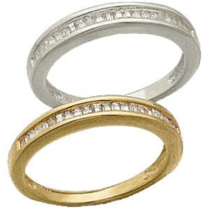 14kt White Gold Glistening Diamond Anniversary Band