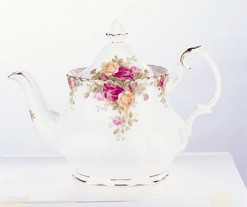 Royal Albert Old Country Roses Tea Pot Royal Albert Old Country Roses Tea Pot