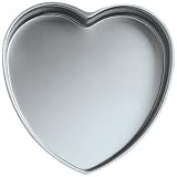 Wilton Decorative Preferred 12-Inch Heart Pan