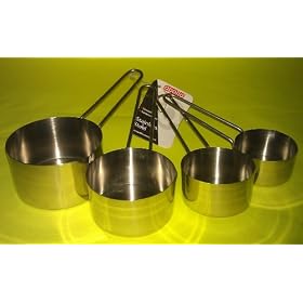 4 PIECE STAINLESS STEEL MEASURING CUPS WITH HANDLES