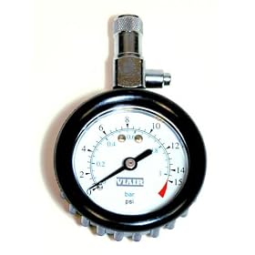 VIAIR 90058 Tire Gauge with Rubber Boot 15 PSI, 2