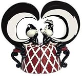 LooneyTunes Pepe Le Pew & Penelope in Love Salt Pepper Shakers