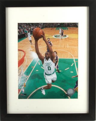(13x16) Framed Boston Celtics Leon Powe Sports Poster Print