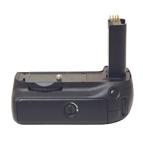 Digital Concepts PG-200 D80 Deluxe Power Grip with Shutter Release for Nikon D80 Camera by Digital Concepts