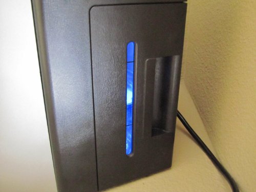 Turkish Coffee Machine with Water Reservior (Serves 4 People)<br />220V only, Needs a 110V-220V (min 1500W) converter to work on US outlets. Do not plug in directly to a US outlet.