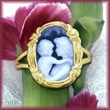  : 14K MOTHER W/TOT EVERLASTING LOVE CAMEO RING