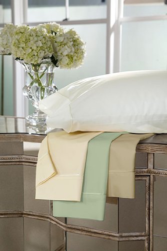 DreamFit Bamboo Rayon and Cotton Sheet Set - Queen - Pale Sage - 3030002 52 4Q