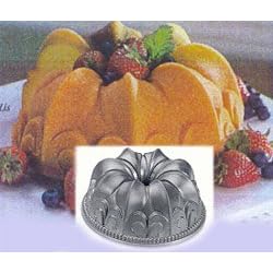 Bundt Cake pan Fleur de Lis 10 capacity 8-3 4" Diam. Cast Aluminum with  by Nordic Ware