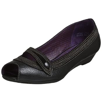 indigo by Clarks Women's Bisque Wedge