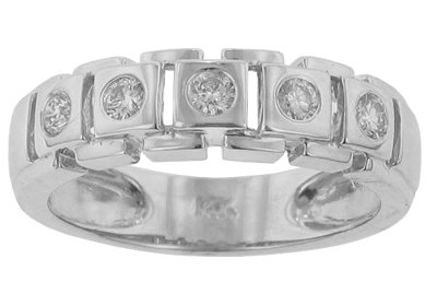 0.75 Ct. TW Mens Bezel Set Round Diamond Wedding Band in 14 kt. Link Style Ring