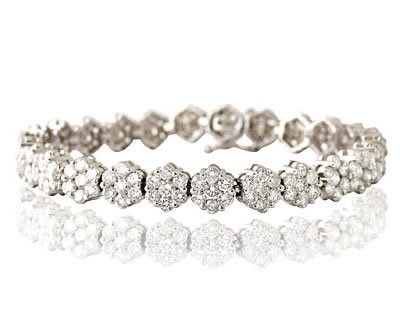 12.5CTW Diamond Cluster Bracelet in 14K White Gold