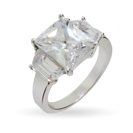 Sofia Vergara Replica Super Bling CZ Engagement Ring Size 5 (Sizes 5 6 7 8 9 Available)