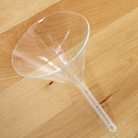 Glastrichter 60° Winkel, enger Stiel