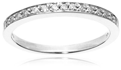 10k Choice of White or Yellow Gold Round Diamond Band (1/6 cttw, J-K Color, I2-I3 Clarity)