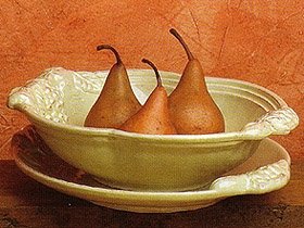 Casafina Farmer's Market Fruit Strainer with Plate - Dijon Gold 9 x 7 1/2 x 3 in
