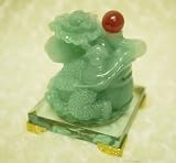 Feng Shui Money Toad in Emerald Green Jade By H-m Shop