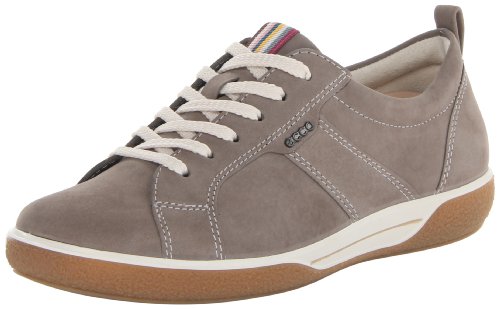 ECCO Women's Chase Tie Fashion Sneaker