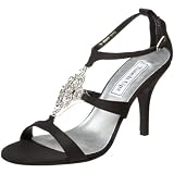 Touch Ups Womens Damaris Leather T-Strap Sanda