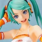 RACINGミク (1/8スケール PVC塗装済み完成品)