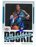 Randy Foye autographed Basketball Card (Minnesota Timberwolves) 2006 Fleer Rookie #RS-RF