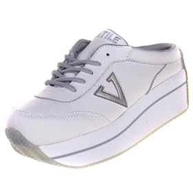 VOLATILE Incarceration Womens Platform Leather Wedge Mule Slides Sneakers Shoes White/Silver VOLATILE Incarceration Womens Platform Leather Wedge Mule Slides Sneakers Shoes White/Silver