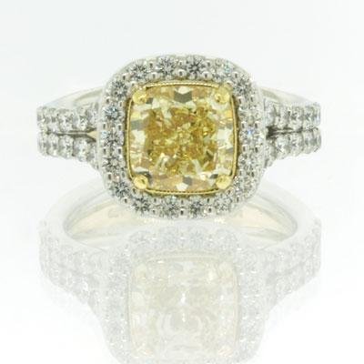 3.50ct Fancy Light Yellow Cushion Cut Diamond Engagement Anniversary Ring