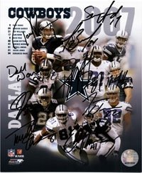Cowboys, Dallas (2007) Autographed/Hand Signed 8x10 Photo By the 2007 Dallas Cowboys: Tony Romo, Mar