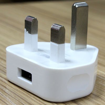 UK Standard 3-PIN USB Mains Charger for Apple iPhone 3G/3GS/4, iPod Touch, Classic, Shuffle, Nano