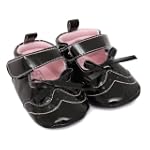 Chaussures � look chic pour b�b� fill...