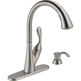 Delta 19922-SSSD-DST Aubrey Single Handle Pull-Down Kitchen Faucet With Soap Dispenser, Not CA/VT Compliant, Stainless